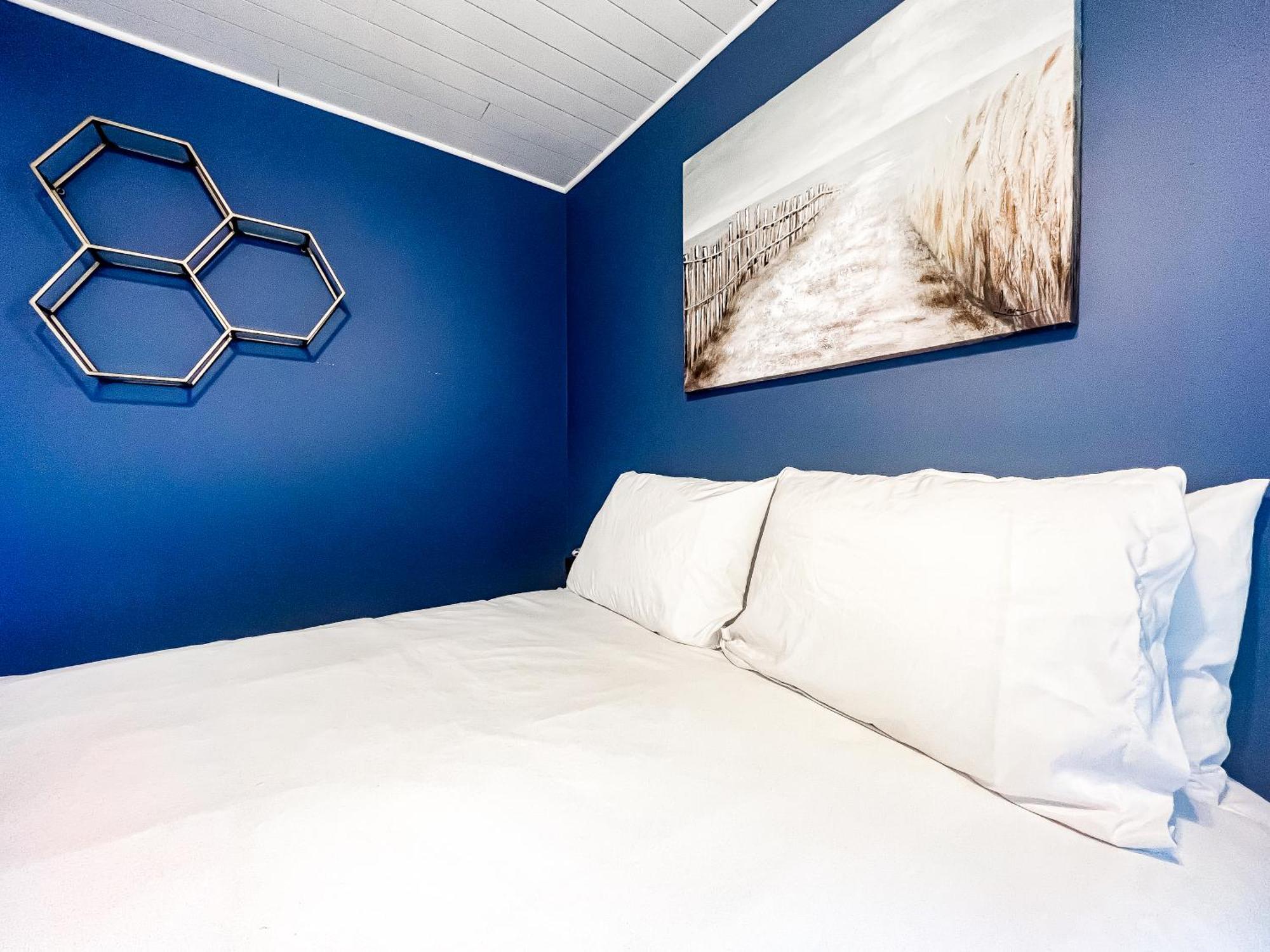 Cozy Beach Condo Sleeps 6 Pool Carolina Beach Exteriör bild