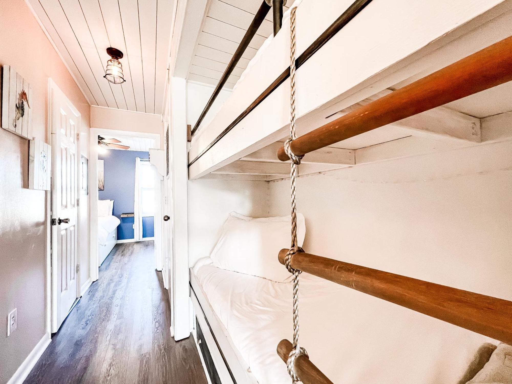 Cozy Beach Condo Sleeps 6 Pool Carolina Beach Exteriör bild