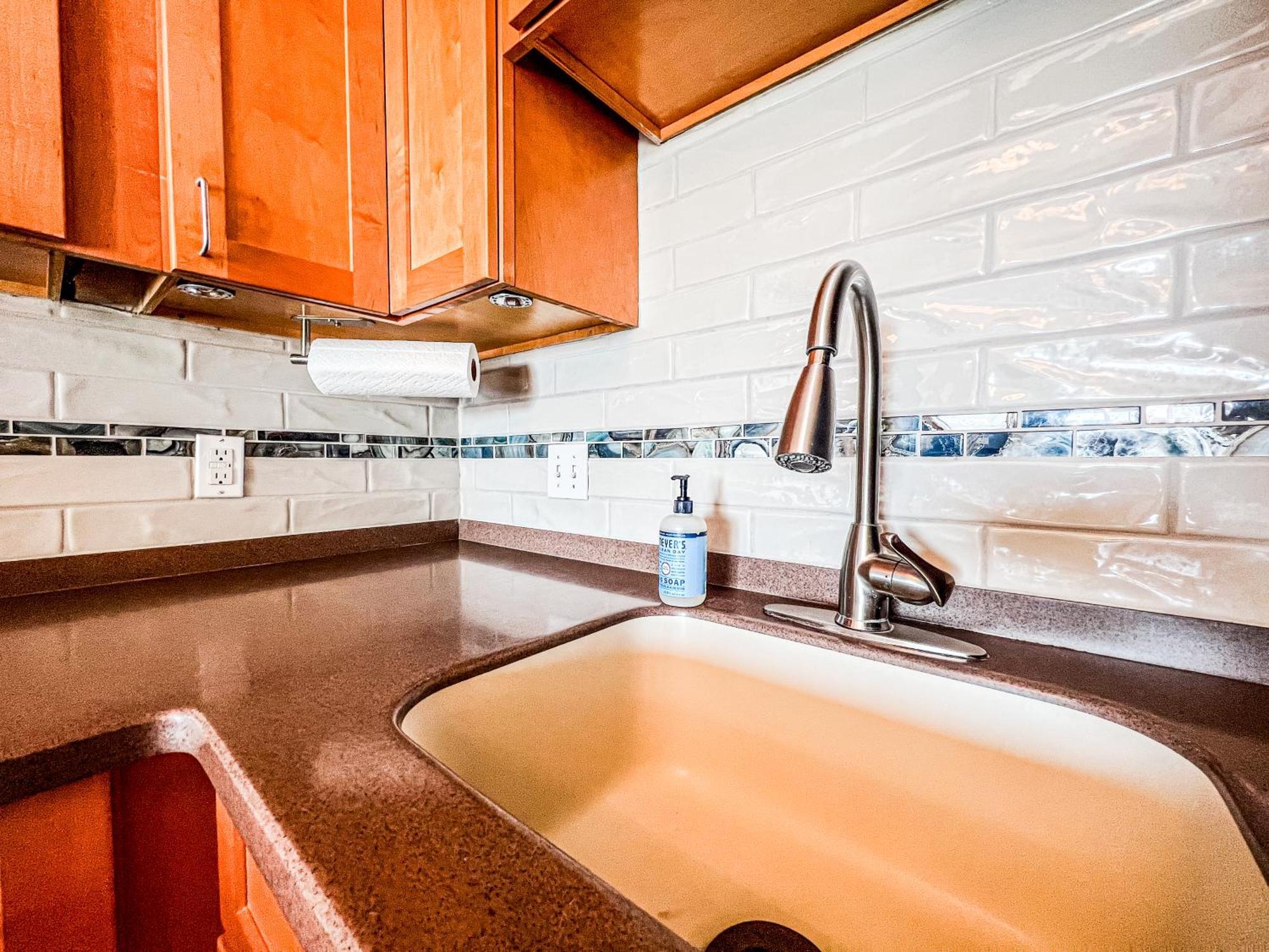 Cozy Beach Condo Sleeps 6 Pool Carolina Beach Exteriör bild