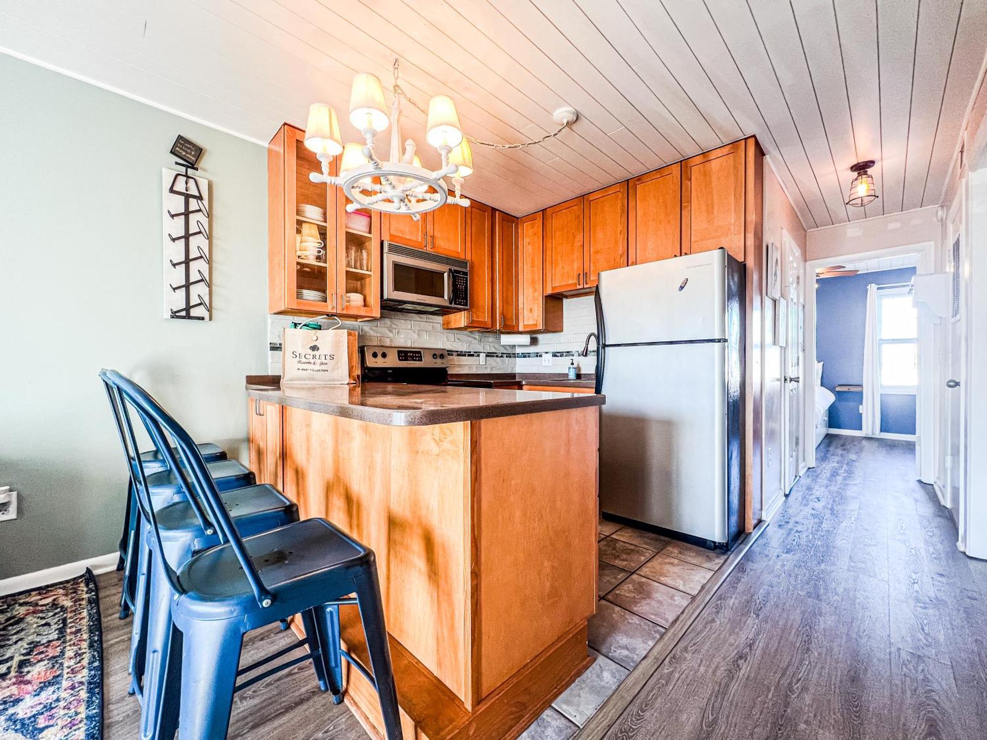 Cozy Beach Condo Sleeps 6 Pool Carolina Beach Exteriör bild